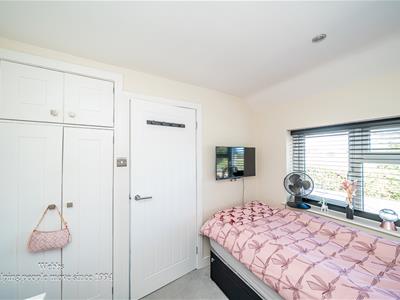 Picture 25